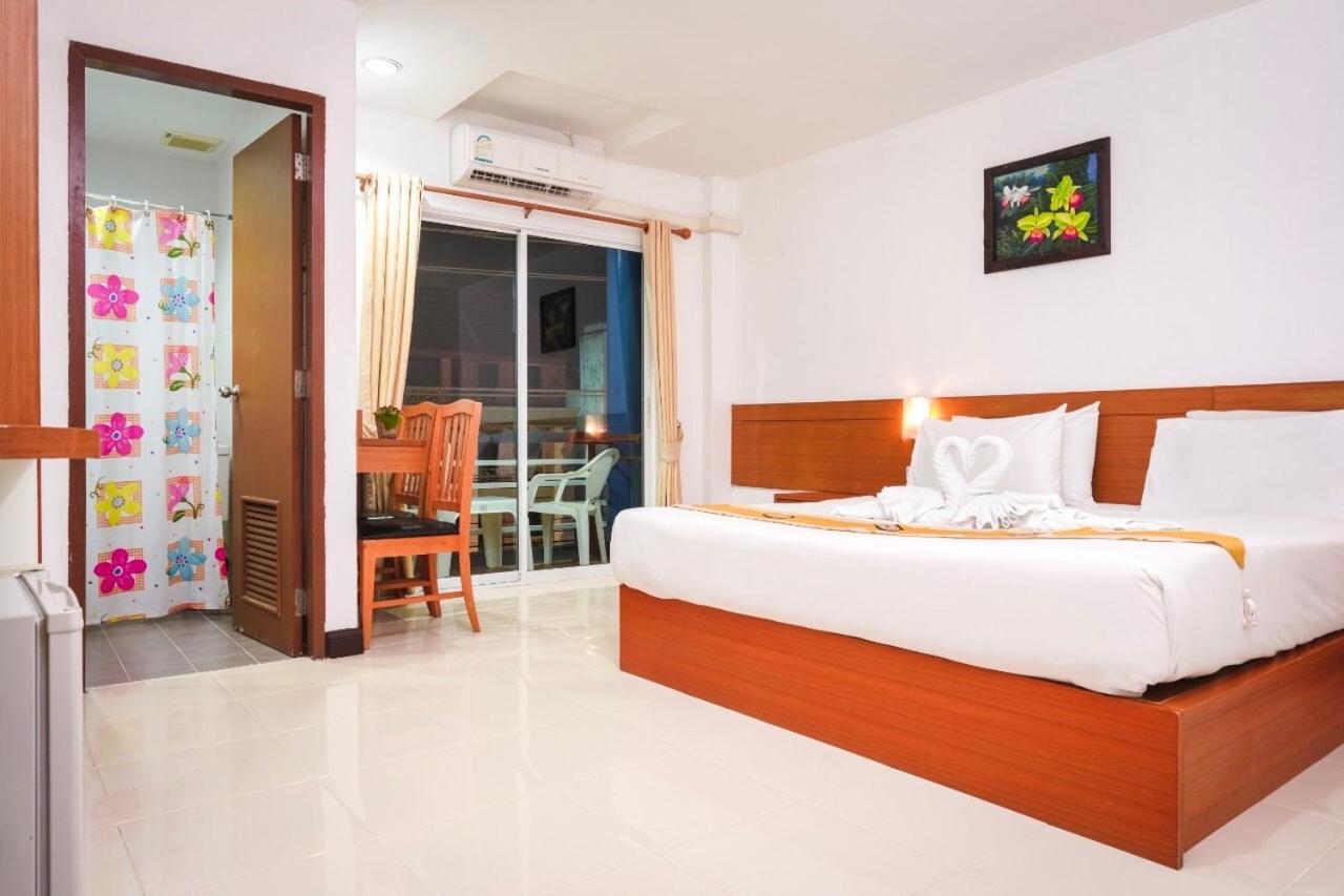 Neptuna Hotel Patong Ngoại thất bức ảnh