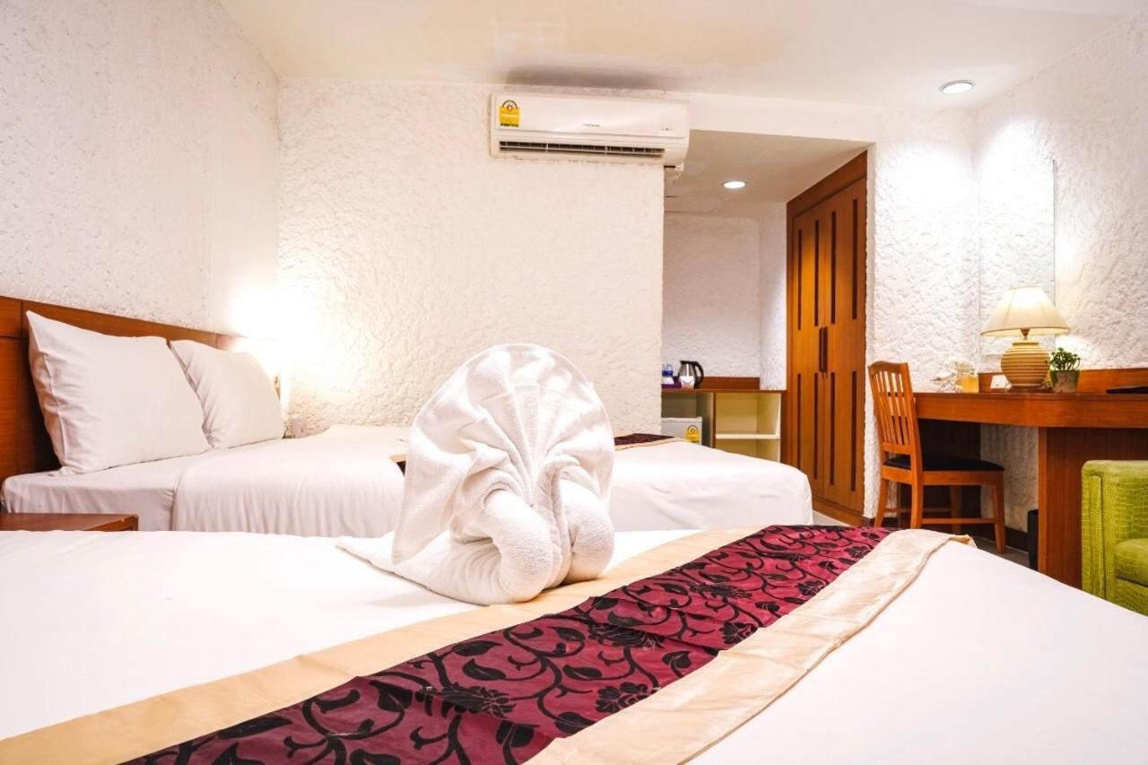 Neptuna Hotel Patong Ngoại thất bức ảnh
