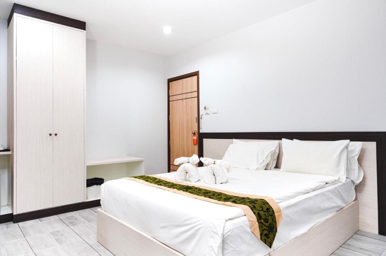 Neptuna Hotel Patong Ngoại thất bức ảnh