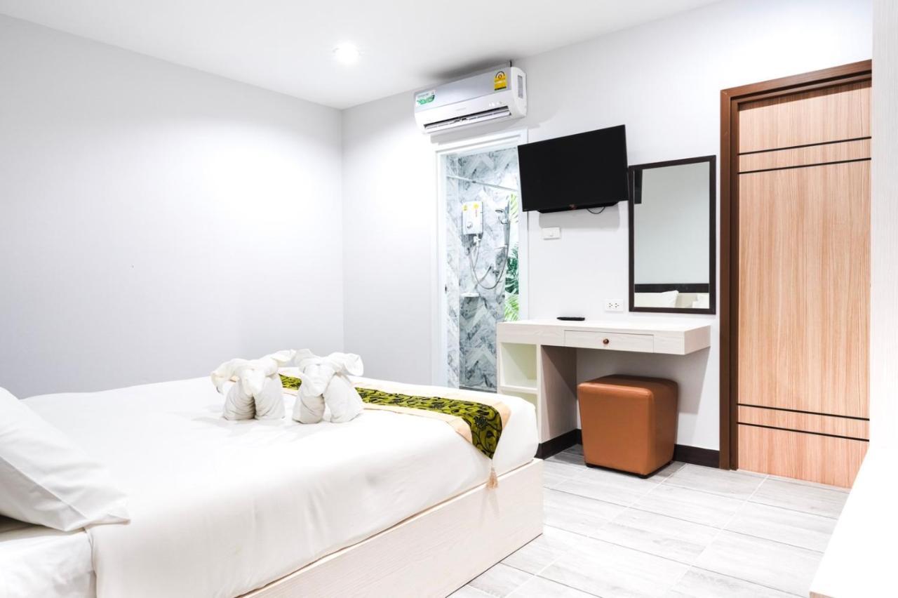 Neptuna Hotel Patong Ngoại thất bức ảnh